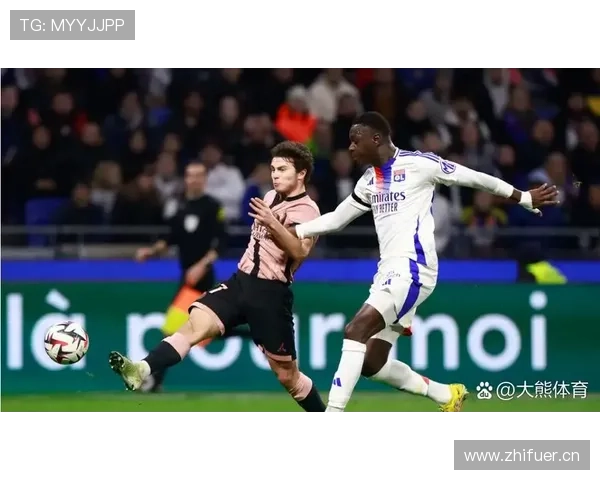 那不勒斯凭霍伊伦制胜球登顶意甲米兰平尤文跌至第三位 那不勒斯凭霍伊伦制胜球登顶意甲米兰平尤文跌至第三位